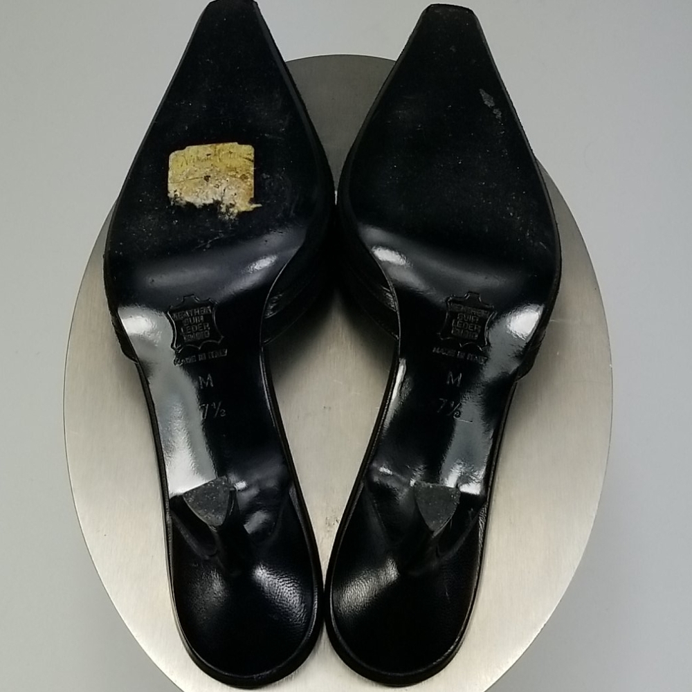 Richard Tyler Suede Pointed Toe Mule Heels  - Picture 7 of 8